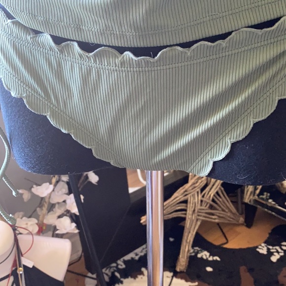 Olive green tankini - Picture 4 of 8